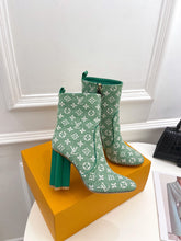 Load image into Gallery viewer, Louis Vuitton Silhouette Ankle Boots