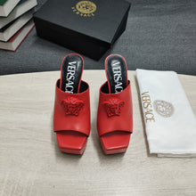 Load image into Gallery viewer, Versace LA MEDUSA PLATFORM MULES