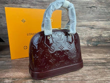 Load image into Gallery viewer, Louis Vuitton Vernis Alma BB Bag - LUXURY KLOZETT