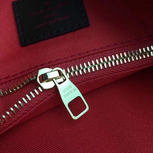 Load image into Gallery viewer, Louis Vuitton Graceful MM Bag