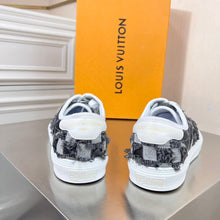 Load image into Gallery viewer, Louis Vuitton Ollie Sneakers