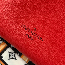 Load image into Gallery viewer, Louis Vuitton On My Side MM Bag