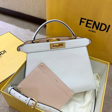 Load image into Gallery viewer, Fendi Peekaboo Small iseeu Bag