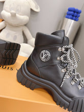 Load image into Gallery viewer, Louis Vuitton Ruby Flat Ranger Boots