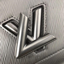 Load image into Gallery viewer, Louis Vuitton Twist MM - LUXURY KLOZETT