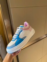 Load image into Gallery viewer, Louis Vuitton Time Out Sneakers