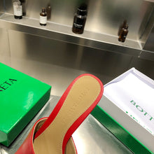 Load image into Gallery viewer, Bottega Veneta Stretch Heels