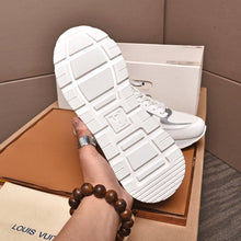 Load image into Gallery viewer, Louis Vuitton Run Away Sneakers