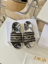 Load image into Gallery viewer, Christian Dior Dway Slide