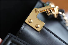 Load image into Gallery viewer, Louis Vuitton Dauphine MM Bag