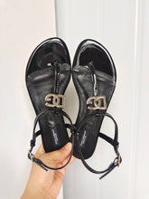 Load image into Gallery viewer, Dolce & Gabbana Patent Leather DG Thong Sandal
