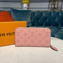 Load image into Gallery viewer, Louis Vuitton Zippy Wallet