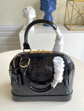 Load image into Gallery viewer, Louis Vuitton Alma BB Bag
