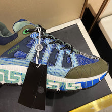 Load image into Gallery viewer, Versace Trigreca Sneakers