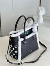Load image into Gallery viewer, Louis Vuitton On My Side MM Bag