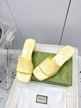 Load image into Gallery viewer, Gucci Rubber Slide Sandal