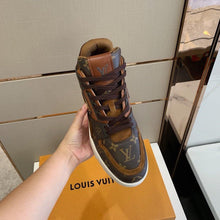 Load image into Gallery viewer, Louis Vuitton Trainer Sneaker - LUXURY KLOZETT