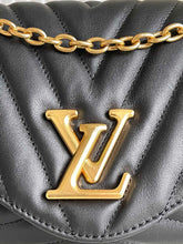 Load image into Gallery viewer, Louis Vuitton New Wave Chain Bag