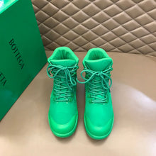 Load image into Gallery viewer, Bottega Puddle Bomber Boots