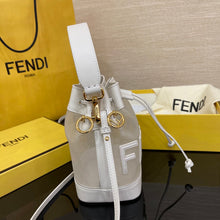 Load image into Gallery viewer, Fendi Mon Tresor Mini Bag