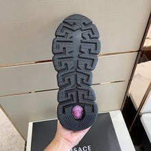 Load image into Gallery viewer, Versace Trigreca Sneakers