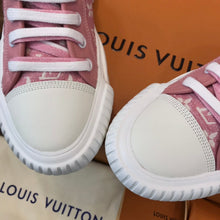 Load image into Gallery viewer, Louis Vuitton Squad Sneakers