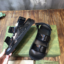 Load image into Gallery viewer, Gucci Sandal With Mini Double G