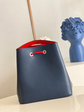 Load image into Gallery viewer, Louis Vuitton NeoNoe MM Bag