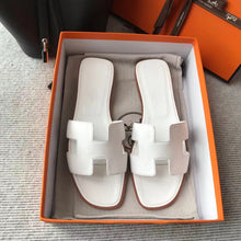 Load image into Gallery viewer, Hermes Oran Sandals