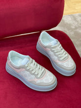 Load image into Gallery viewer, Gucci GG Sneakers