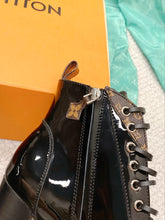 Load image into Gallery viewer, Louis Vuitton Star Trail Ankle Boots