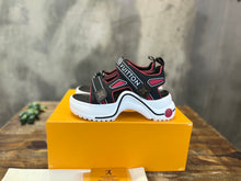 Load image into Gallery viewer, Louis Vuitton Archlight Flat Sandals