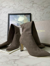 Load image into Gallery viewer, Jimmy Choo Thigh High Boots - LUXURY KLOZETT