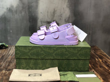 Load image into Gallery viewer, Gucci Sandal With Mini Double G