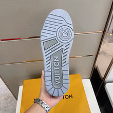 Load image into Gallery viewer, Louis Vuitton Trainer Sneakers