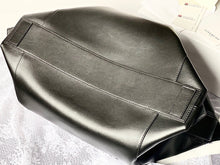 Load image into Gallery viewer, Givenchy Medium Antigona Soft Bag In Smooth Leather