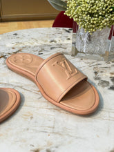Load image into Gallery viewer, Louis Vuitton Magnetic Flat Mule