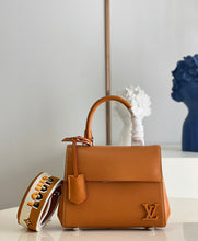 Load image into Gallery viewer, Louis Vuitton Cluny Mini Bag