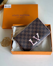 Load image into Gallery viewer, Louis Vuitton Double Zip Pochette Bag