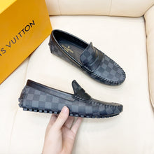 Load image into Gallery viewer, Louis Vuitton Mocassin Loafer