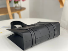 Load image into Gallery viewer, Chloe Medium Woody Bag