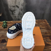 Load image into Gallery viewer, Louis Vuitton Squad Sneakers