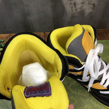 Load image into Gallery viewer, Gucci Basket Sneakers