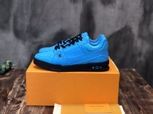 Load image into Gallery viewer, Louis Vuitton Trainer Sneakers