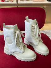 Load image into Gallery viewer, Louis Vuitton Territory Flat Ranger Boots