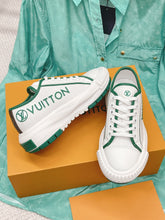 Load image into Gallery viewer, Louis Vuitton Squad Sneakers