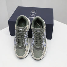 Load image into Gallery viewer, Christian Dior B30 Sneaker