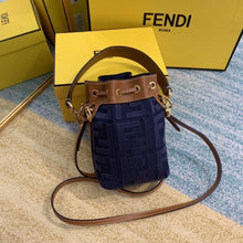 Load image into Gallery viewer, Fendi Mon Tresor Mini Bag - LUXURY KLOZETT