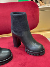 Load image into Gallery viewer, Louis Vuitton Star Trail Ankle Boots