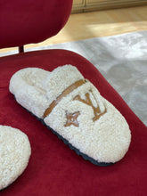 Load image into Gallery viewer, Louis Vuitton Winterbreak Flat Comfort Mule
